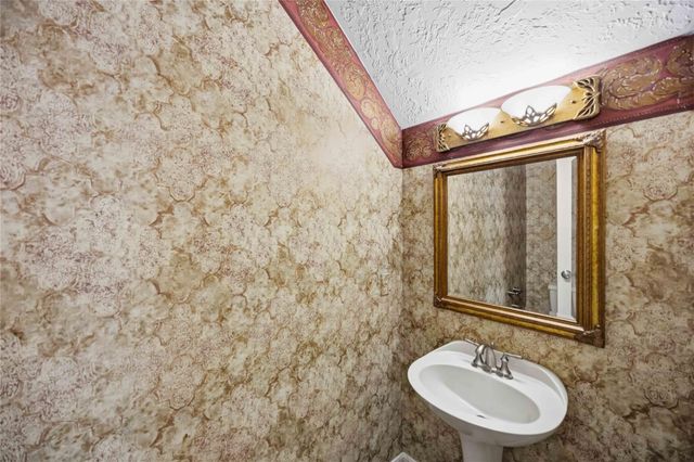 7406 Marble Glen Lane, Houston, TX 77095