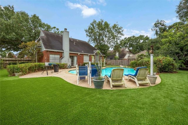 7406 Marble Glen Lane, Houston, TX 77095