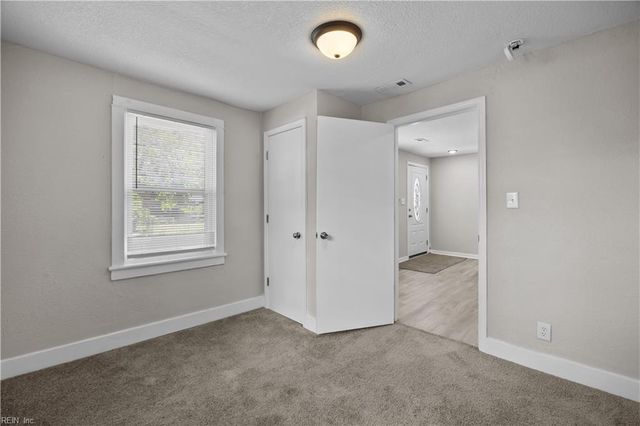 9 Quackenbush PL, Portsmouth, VA 23702