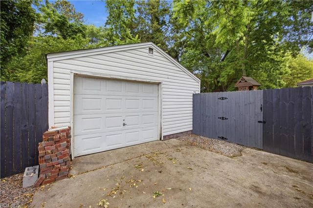 9 Quackenbush PL, Portsmouth, VA 23702