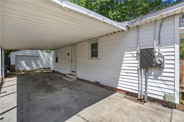 9 Quackenbush PL, Portsmouth, VA 23702