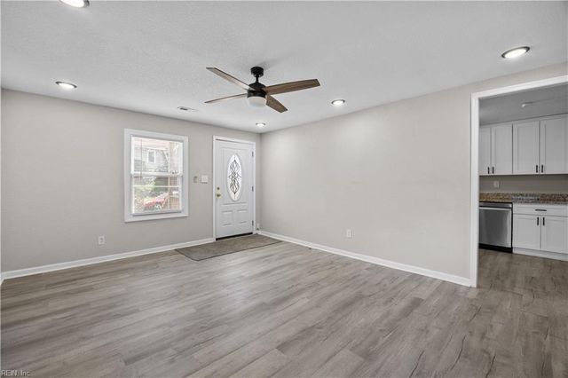 9 Quackenbush PL, Portsmouth, VA 23702