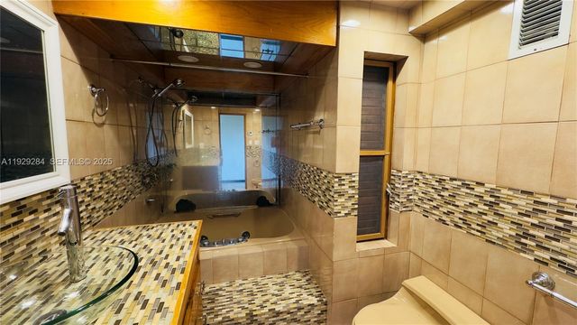 18350 SW 214th St, Miami, FL 33187