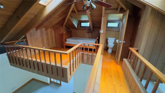 18350 SW 214th St, Miami, FL 33187