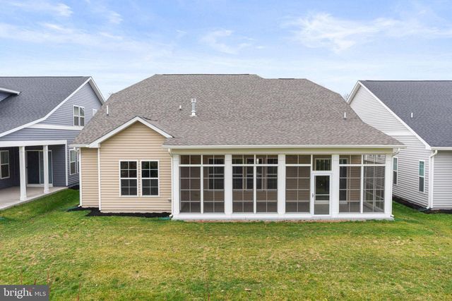 395 QUIET CREEK DR, Gettysburg, PA 17325