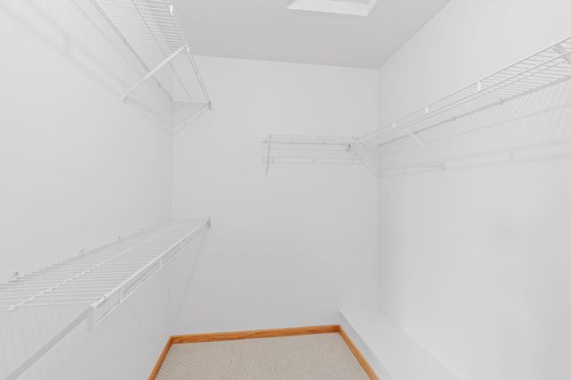 8202 Golden Valley Road, Golden Valley, MN 55427