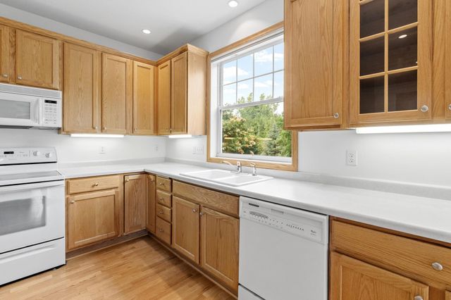 8202 Golden Valley Road, Golden Valley, MN 55427