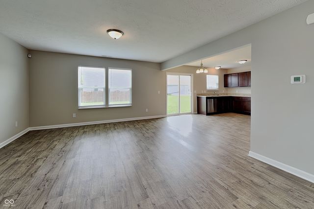 10904 Mansfield Way, Ingalls, IN 46048