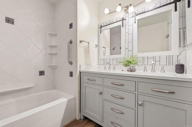6717 Clover Court, Carlsbad, CA 92011