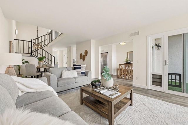 6717 Clover Court, Carlsbad, CA 92011