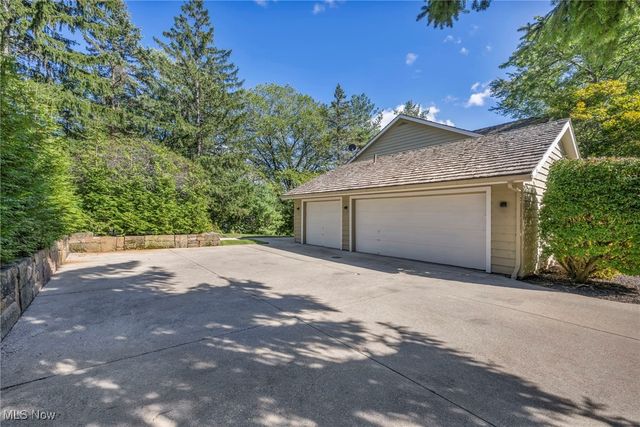 2655 Fairwood Drive, Pepper Pike, OH 44124