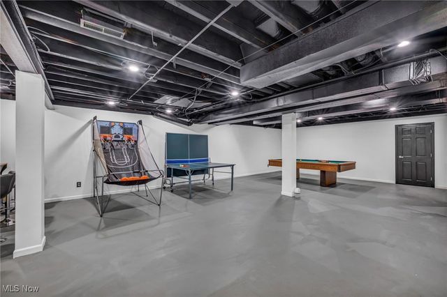 2655 Fairwood Drive, Pepper Pike, OH 44124