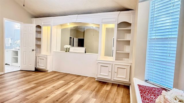 819 Foxborrough Lane, Missouri City, TX 77489