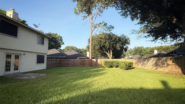 819 Foxborrough Lane, Missouri City, TX 77489