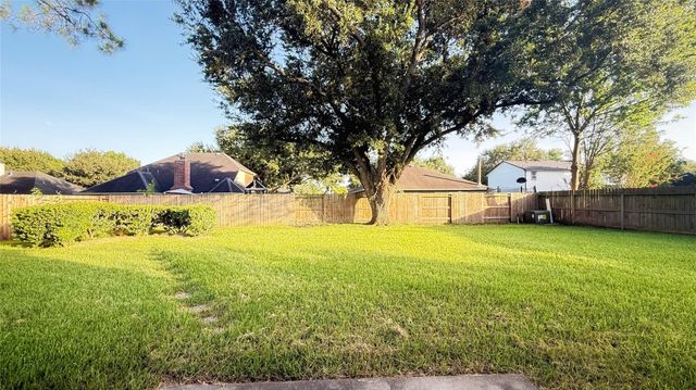 819 Foxborrough Lane, Missouri City, TX 77489