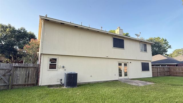 819 Foxborrough Lane, Missouri City, TX 77489