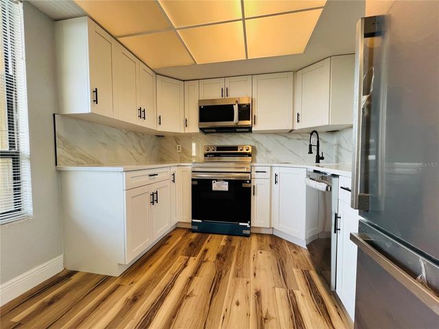 2621 COVE CAY DRIVE 703, Clearwater, FL 33760