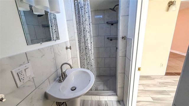 4102 HIGHLAND LOOP, New Port Richey, FL 34652