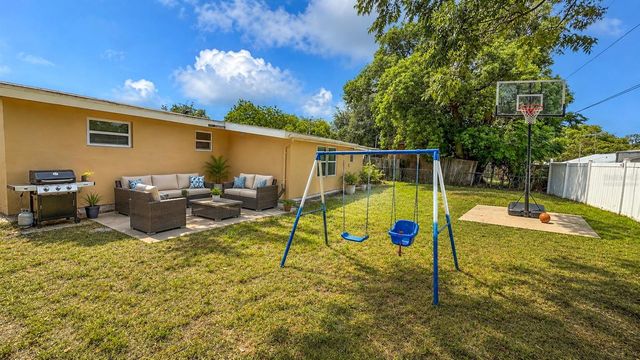 4102 HIGHLAND LOOP, New Port Richey, FL 34652
