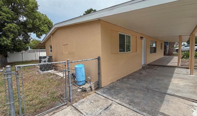 4102 HIGHLAND LOOP, New Port Richey, FL 34652