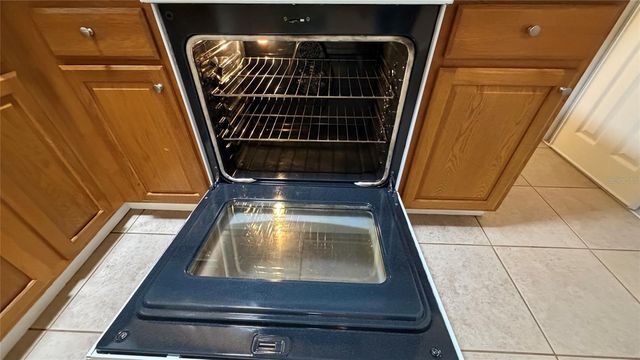 4102 HIGHLAND LOOP, New Port Richey, FL 34652