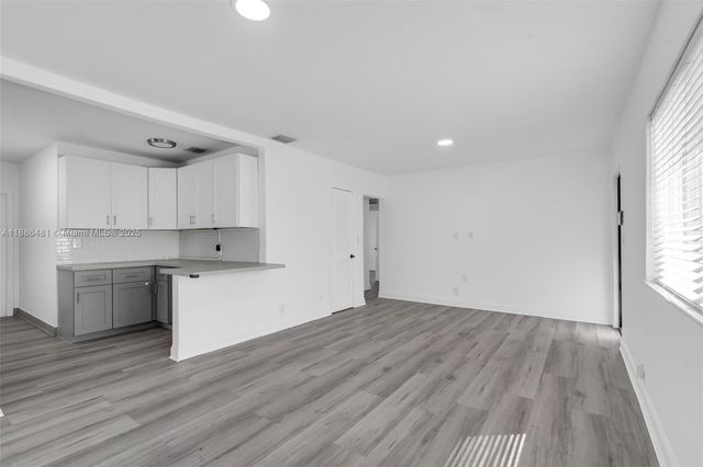 1325 N 26th Ave, Hollywood, FL 33020