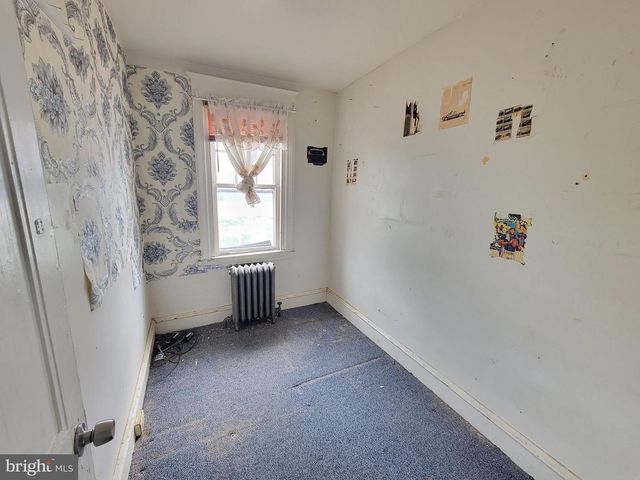 210 S 7TH STREET, Darby, PA 19023