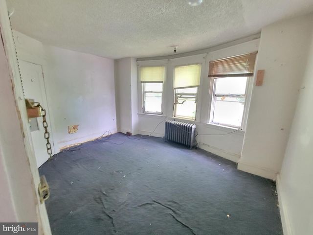 210 S 7TH STREET, Darby, PA 19023