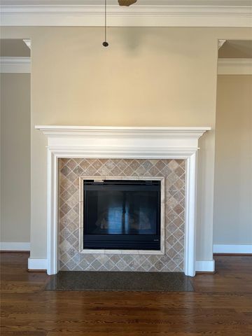 3000 Mcculloch Circle, Houston, TX 77056