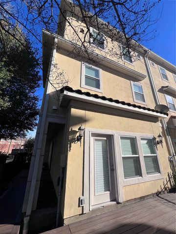 3000 Mcculloch Circle, Houston, TX 77056