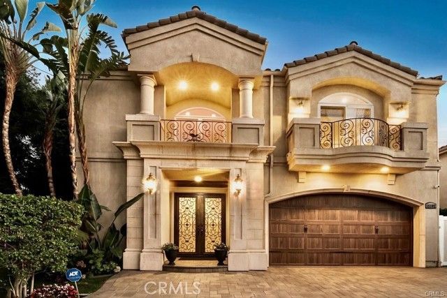 15102 Greenleaf Street, Sherman Oaks, CA 91403