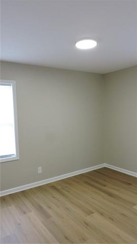 1715 N Pearl Street, Independence, MO 64050