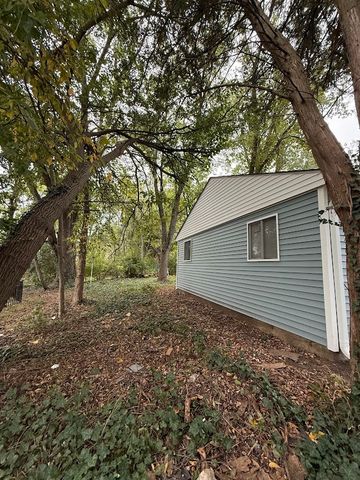 210 Mantua Street, Park Forest, IL 60466