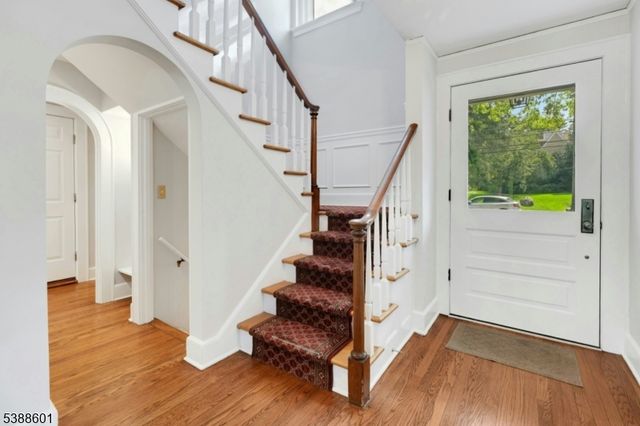 22 Bedford Rd, Summit City, NJ 07901