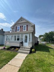 23 Walnut Street, Ludlow, MA 01056