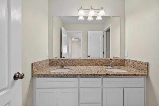 2830 Pansy Ct, Stockton, CA 95212