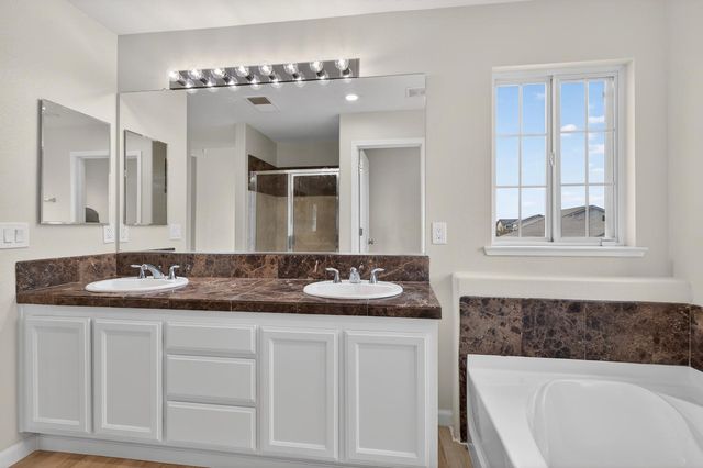 2830 Pansy Ct, Stockton, CA 95212