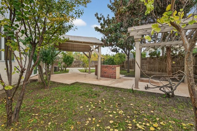 2830 Pansy Ct, Stockton, CA 95212