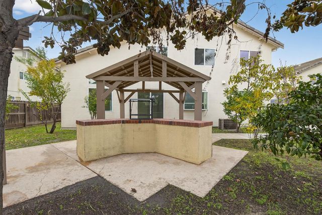 2830 Pansy Ct, Stockton, CA 95212
