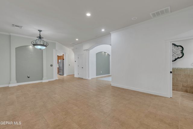 6071 LAGUNA VISTA Drive, El Paso, TX 79932