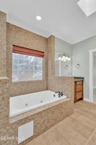 6071 LAGUNA VISTA Drive, El Paso, TX 79932