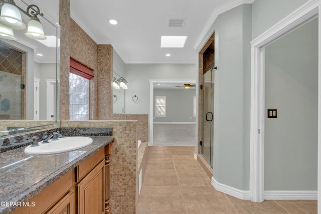 6071 LAGUNA VISTA Drive, El Paso, TX 79932