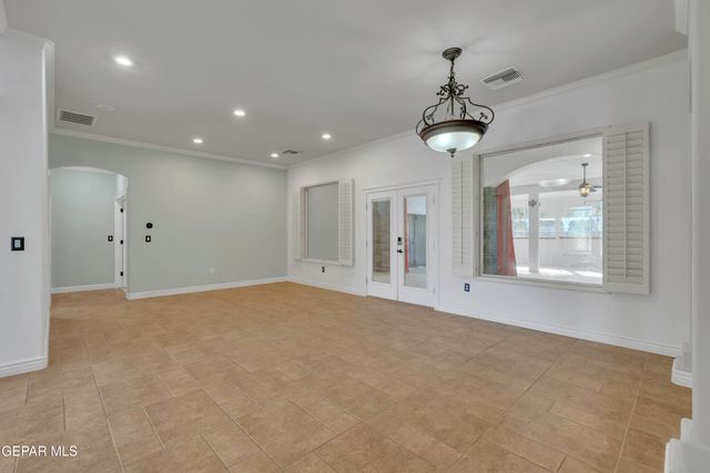 6071 LAGUNA VISTA Drive, El Paso, TX 79932