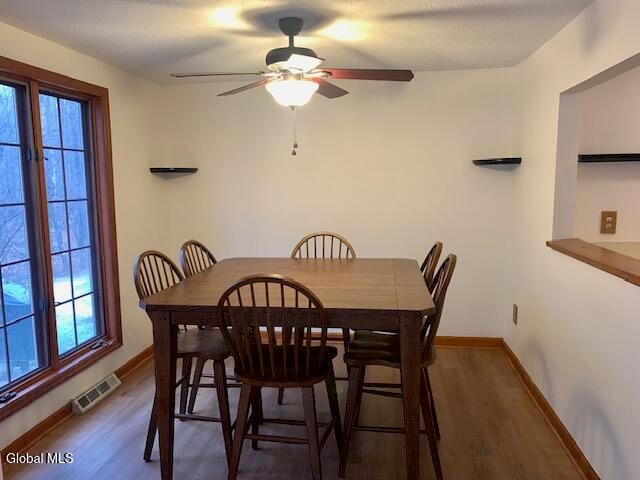 553C Sand Creek Road, Colonie, NY 12205