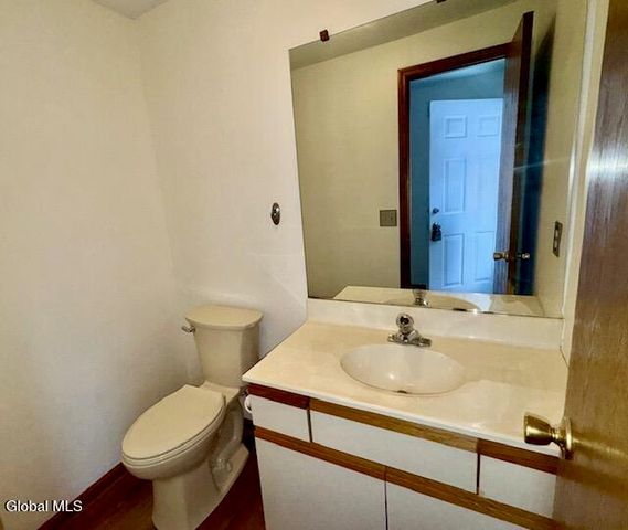 553C Sand Creek Road, Colonie, NY 12205