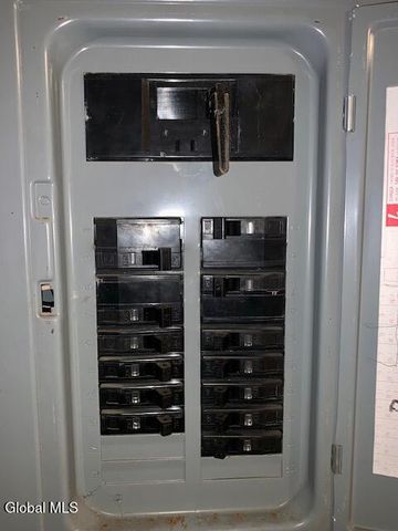 553C Sand Creek Road, Colonie, NY 12205