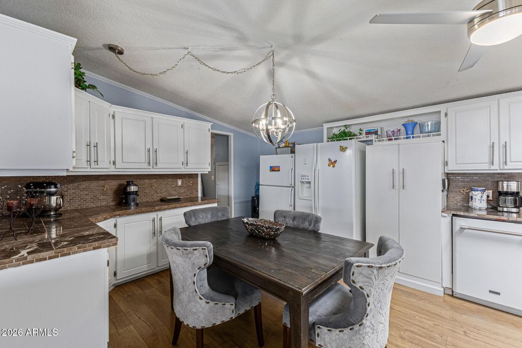 Image 11 of property listing at 19802 N 32ND Street N OFC, Phoenix, AZ 85050