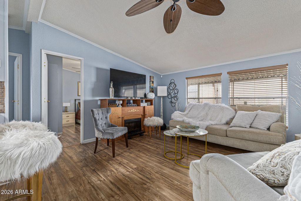 Image 8 of property listing at 19802 N 32ND Street N OFC, Phoenix, AZ 85050