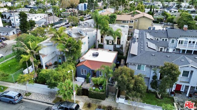 558 San Juan Avenue, Venice (los Angeles), CA 90291