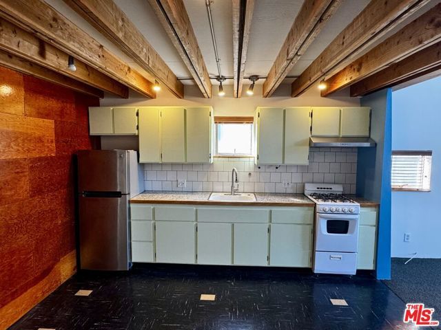 558 San Juan Avenue, Venice (los Angeles), CA 90291